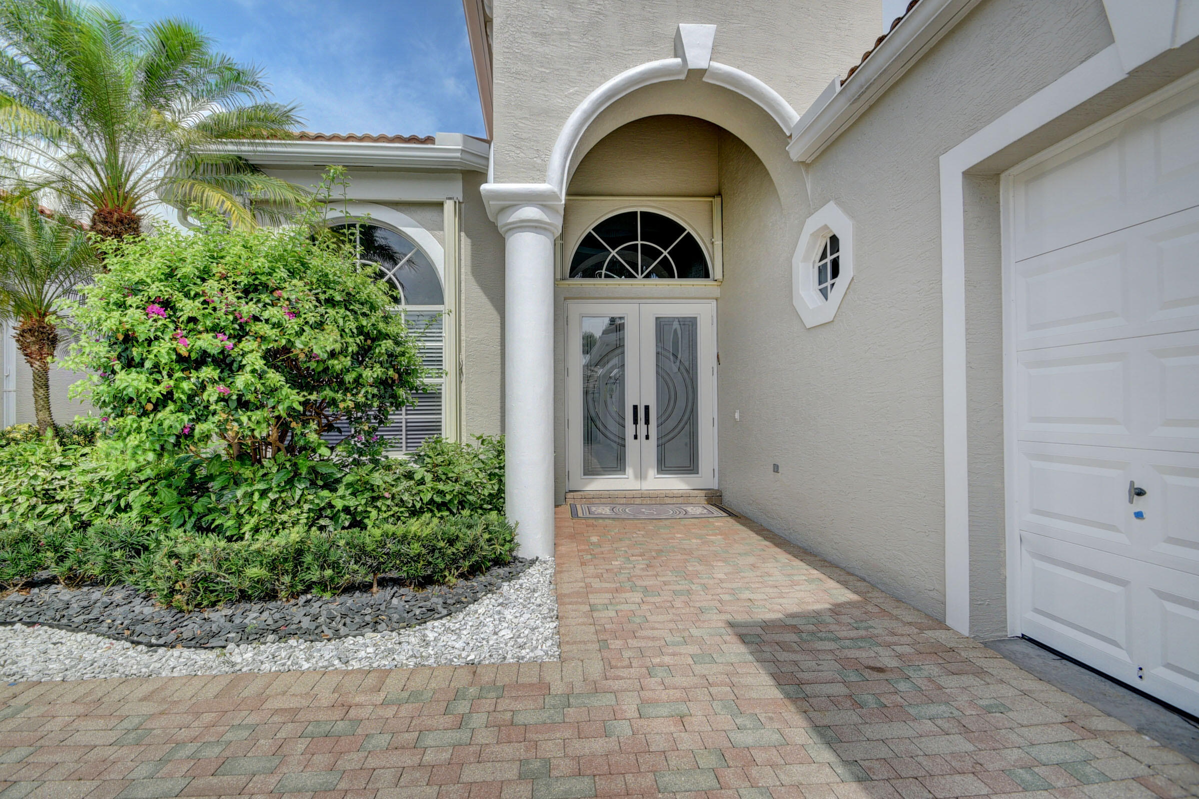 3860 Netherlee Way