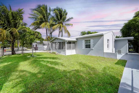 1226 NW 1st Avenue, Fort Lauderdale, FL MLS: R11071560