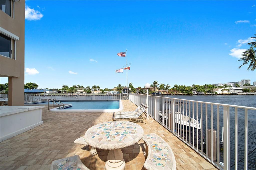 The Royal Mariner - Residential