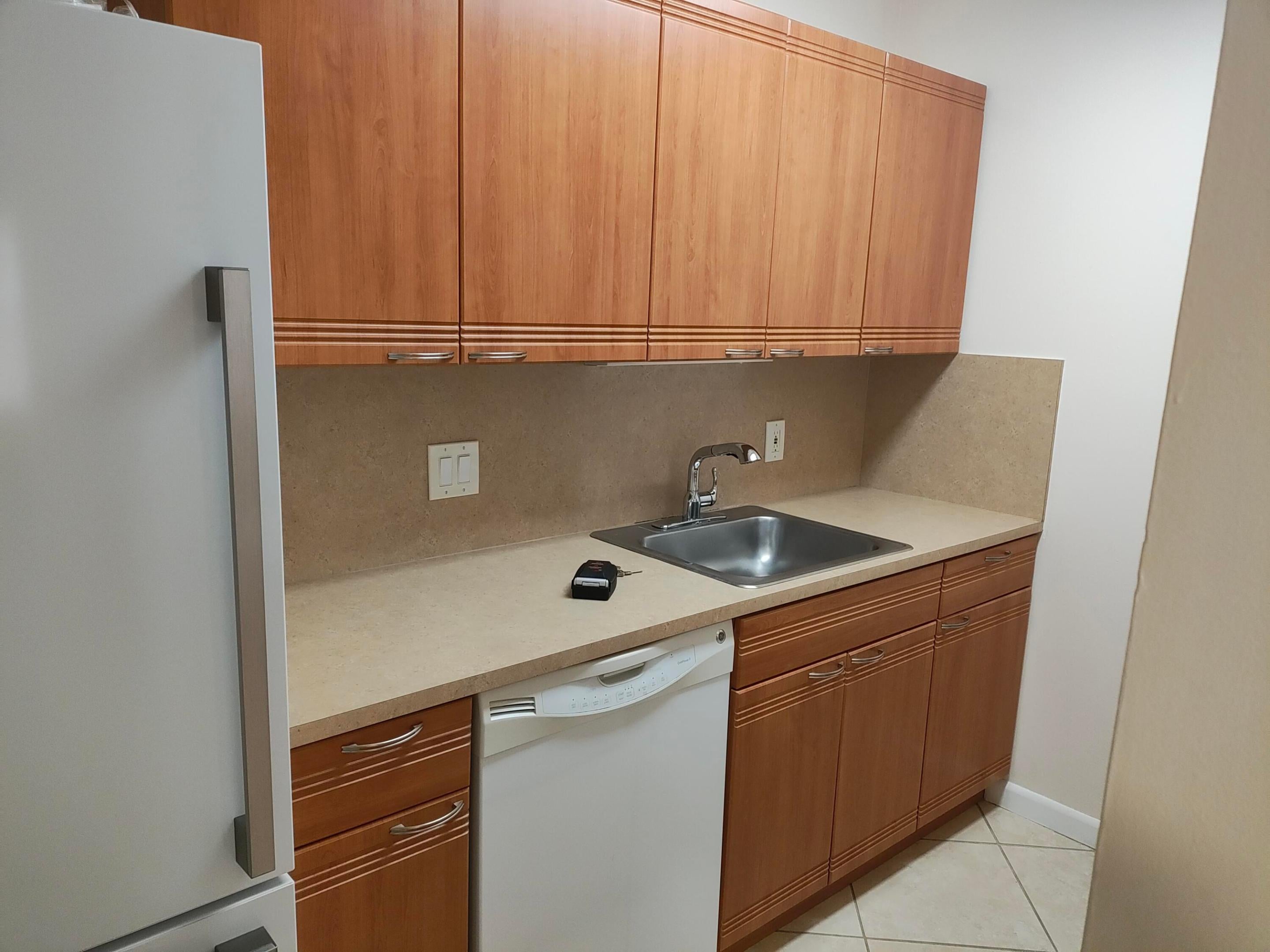 4281 W McNab Road Unit 27