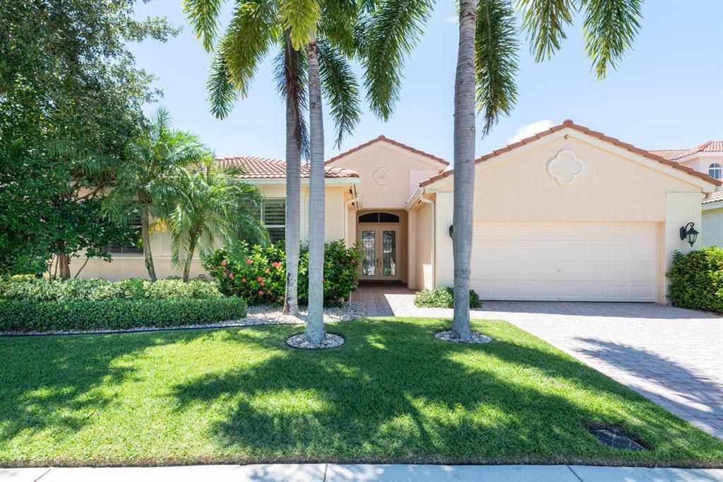 Photo of 199 Sedona Way, Palm Beach Gardens, FL 33418 (MLS # R10740289)