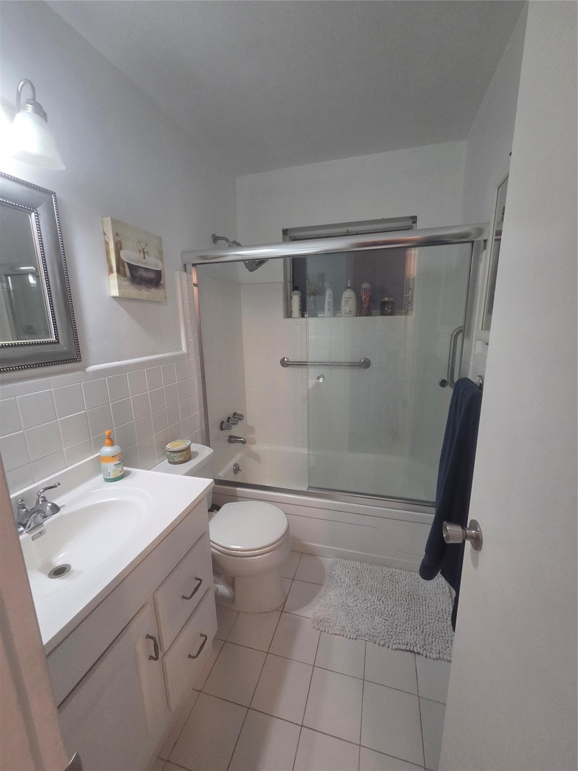 Colony Terrace Apts Co-Op - Residential Lease