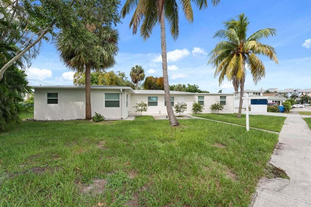 LANTANA POINT ADD IN - Residential Lease