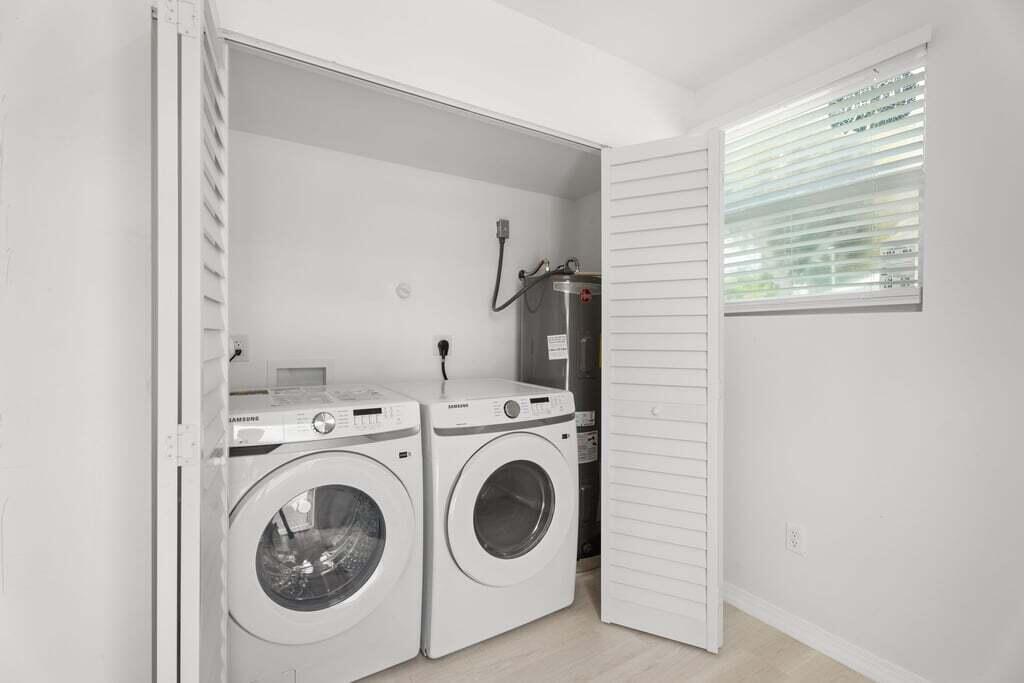 LANTANA POINT ADD IN - Residential Lease