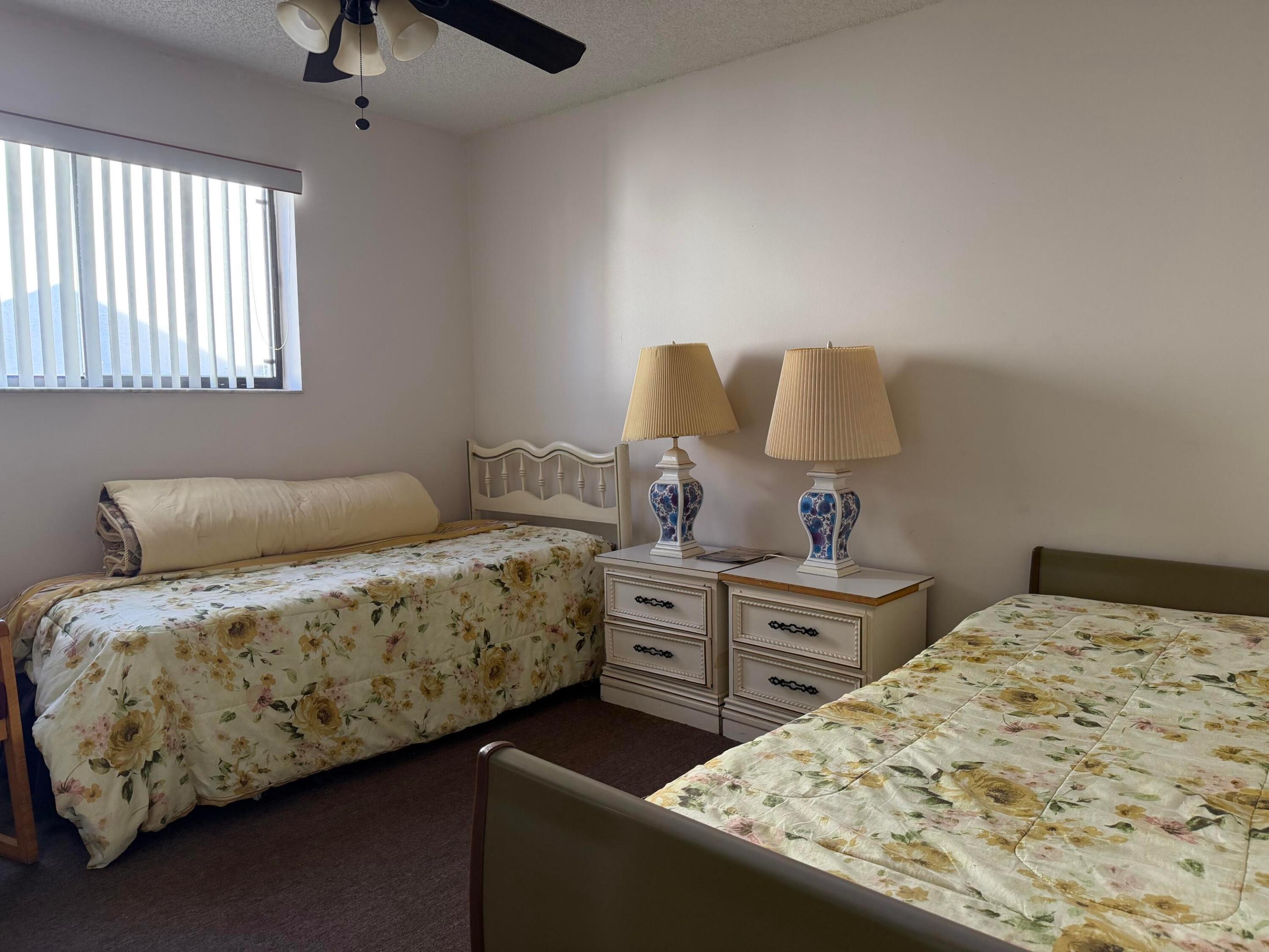 BOULEVARD WOODS WEST SEC 1 - Residential