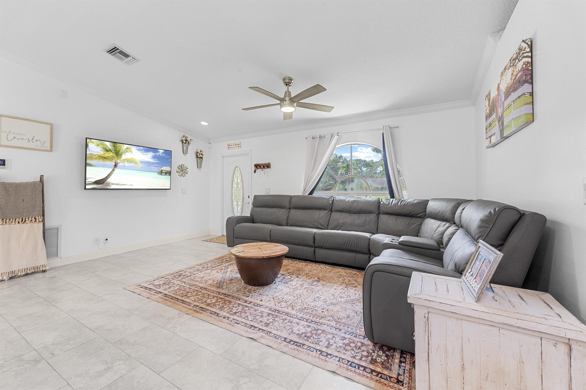 10-43-40~ W 209.7 FT OF E - Residential