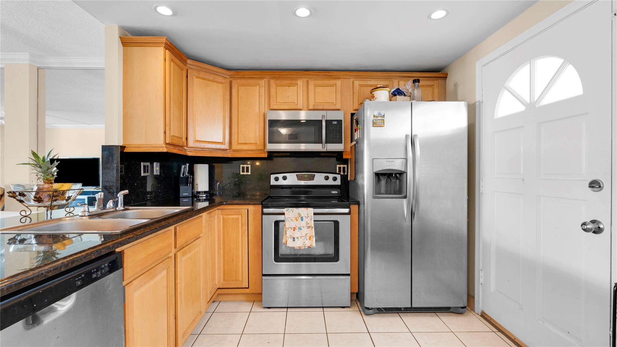 Eden Isles - Residential Lease