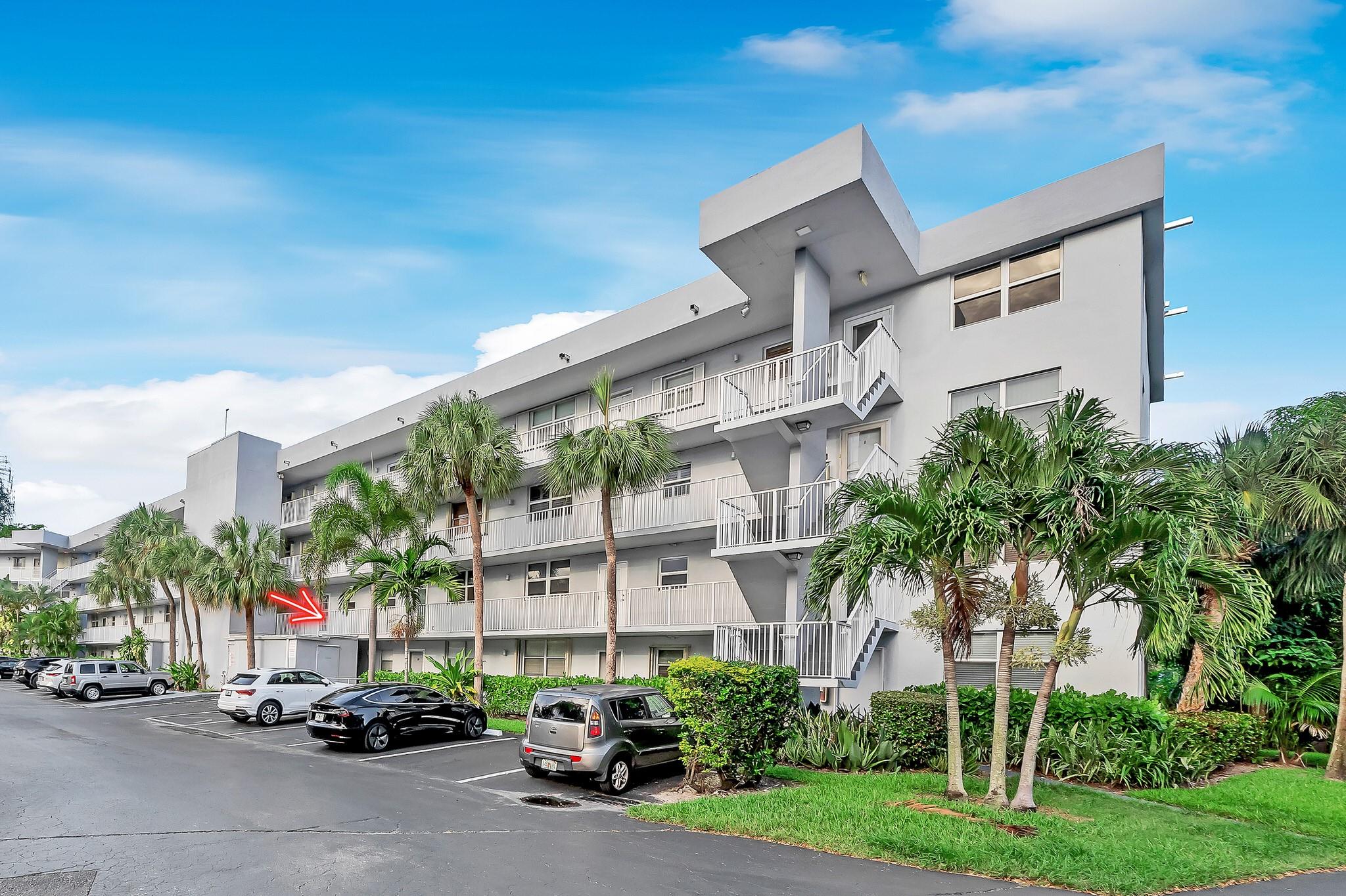102 Royal Park Dr 2E