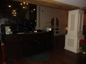 PALM BEACH HOTEL COND DECL 2-12-81 - Residential Lease