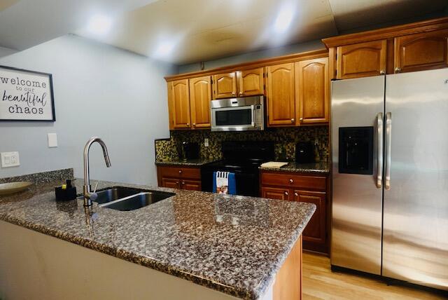 WOODLAND LAKE ESTATES - Residential