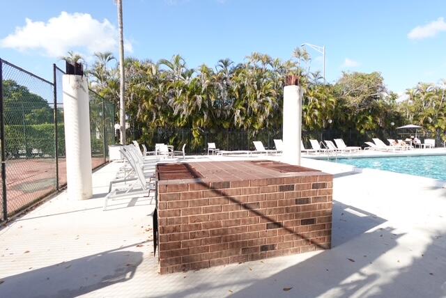 WOODLAND LAKE ESTATES - Residential