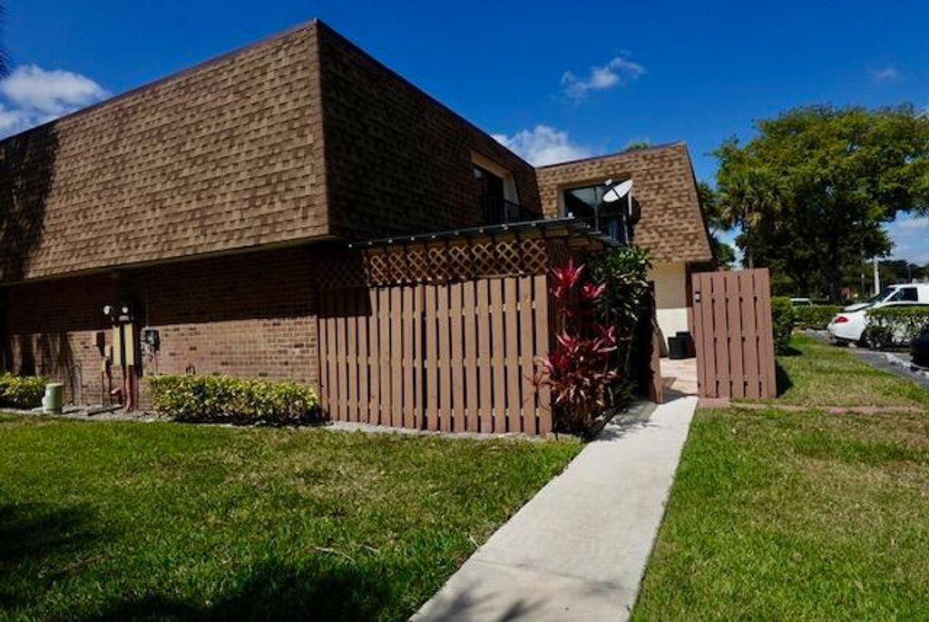 Photo of 6183 NW 55th Lane #6183, Tamarac, FL 33319 (MLS # B26011303)