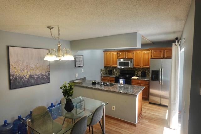 WOODLAND LAKE ESTATES - Residential