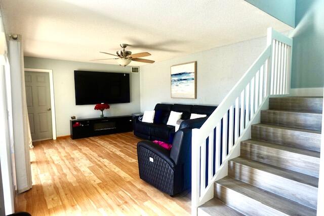 WOODLAND LAKE ESTATES - Residential
