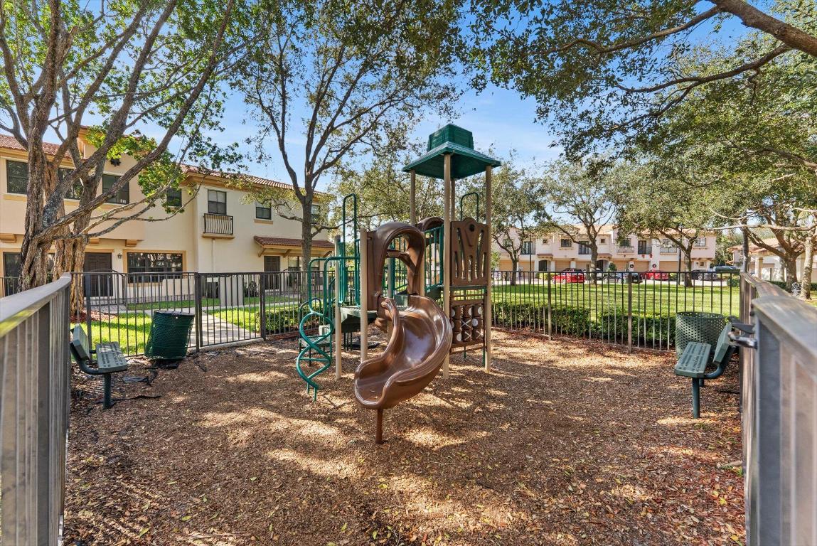 GRAND CYPRESS REPLAT - Residential