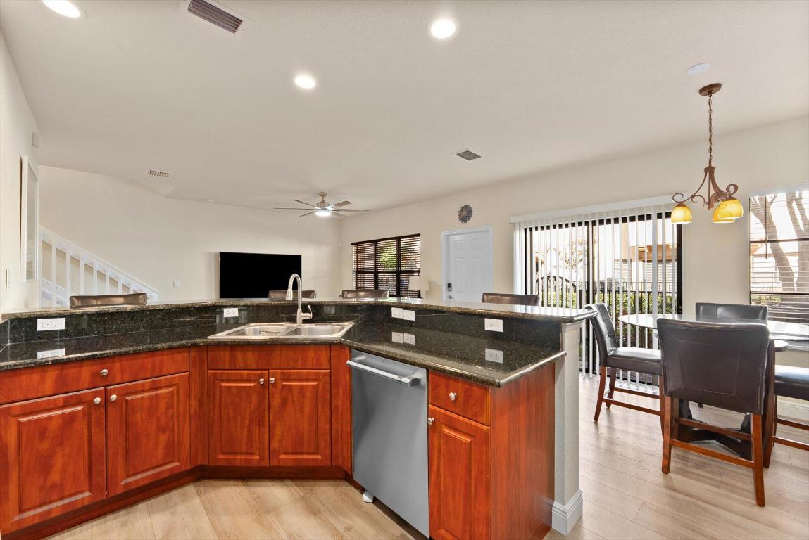 GRAND CYPRESS REPLAT - Residential