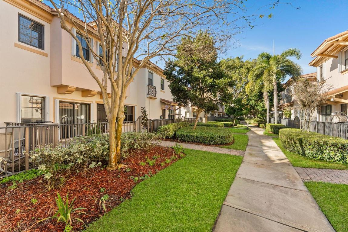 GRAND CYPRESS REPLAT - Residential