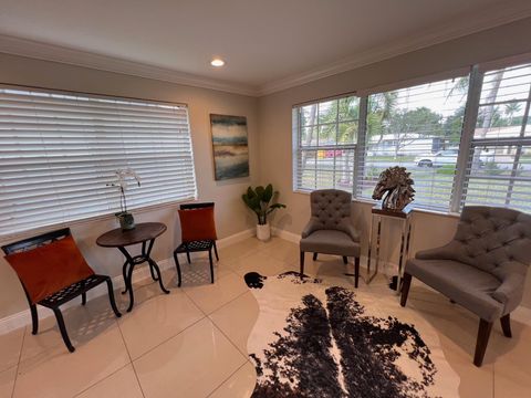 A home in Wilton Manors