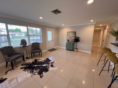 A home in Wilton Manors