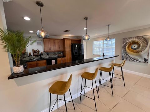 A home in Wilton Manors