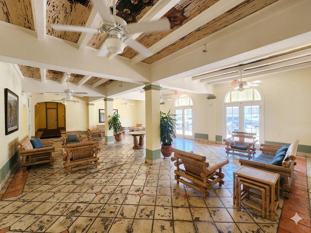 THE ESPLANADE BEACH CONDO - Residential