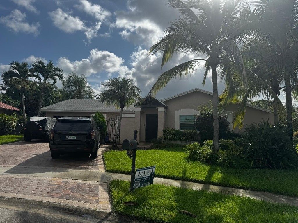 Photo of 21546 Little Bear Lane, Boca Raton, FL 33428 (MLS # F10509324)