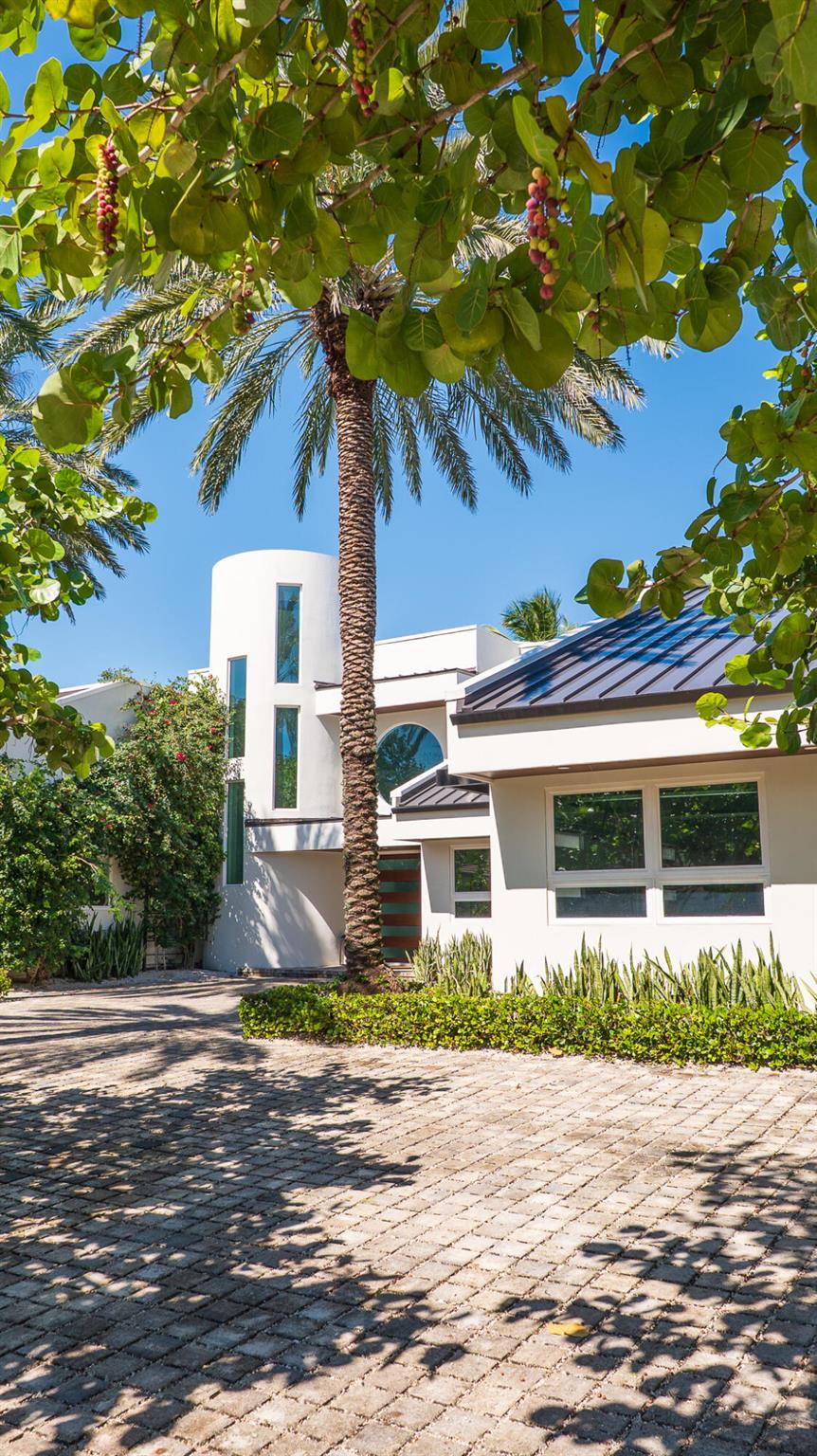 SAILFISH POINT - Residential