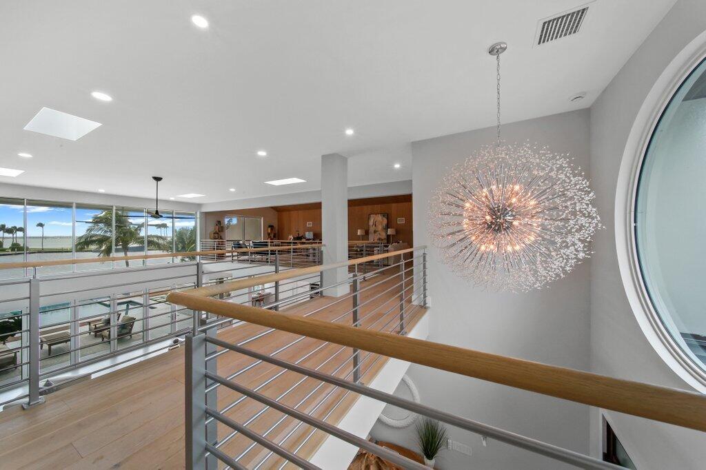 SAILFISH POINT - Residential