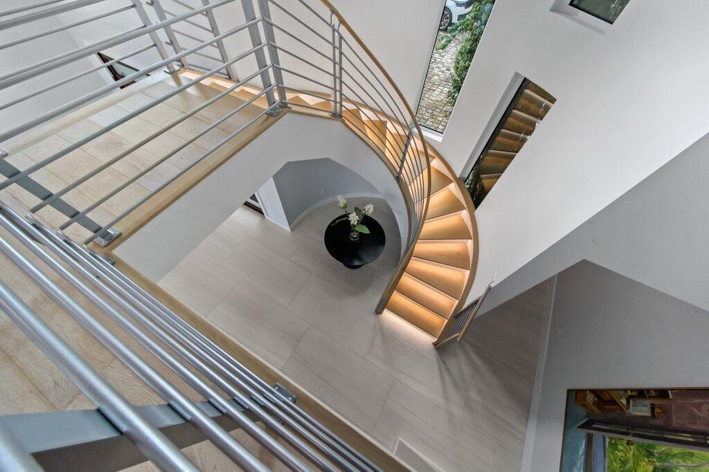 SAILFISH POINT - Residential