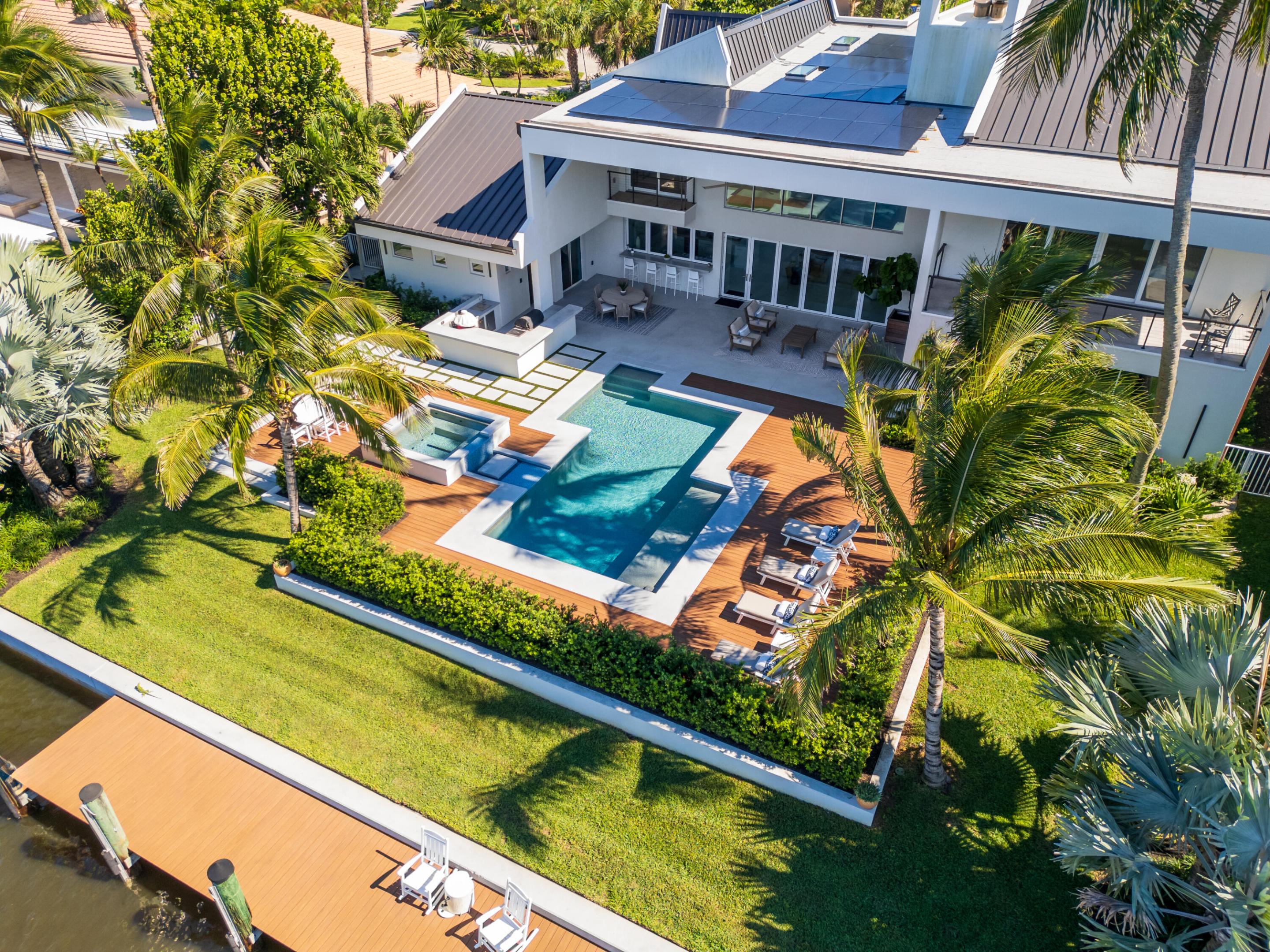 SAILFISH POINT - Residential