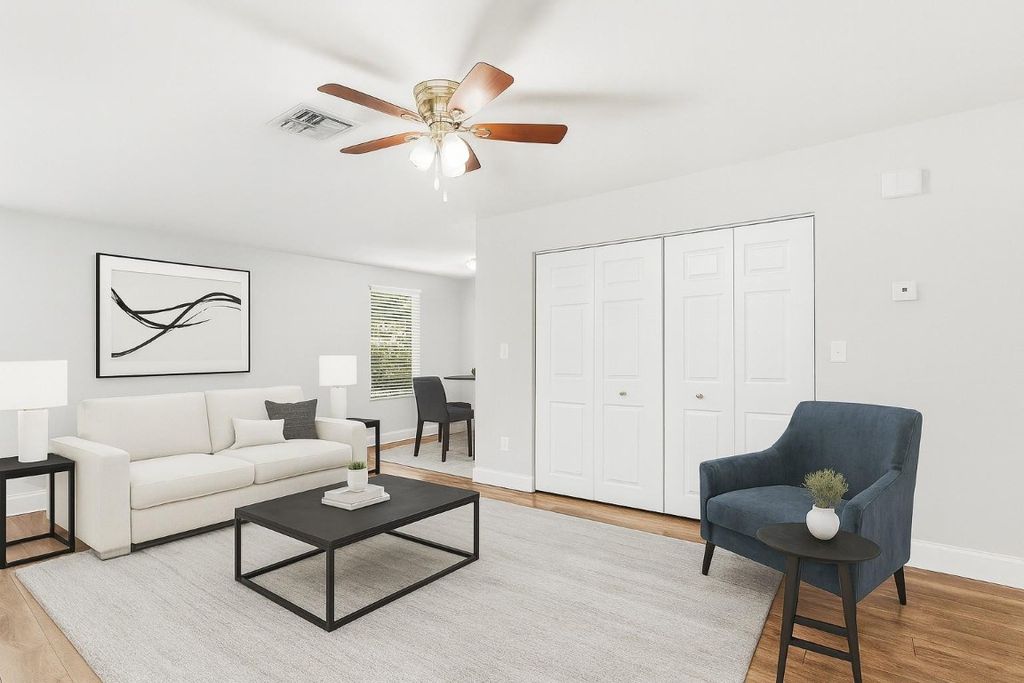 Photo of 1325 17th Court, Vero Beach, FL 32962 (MLS # F10498990)