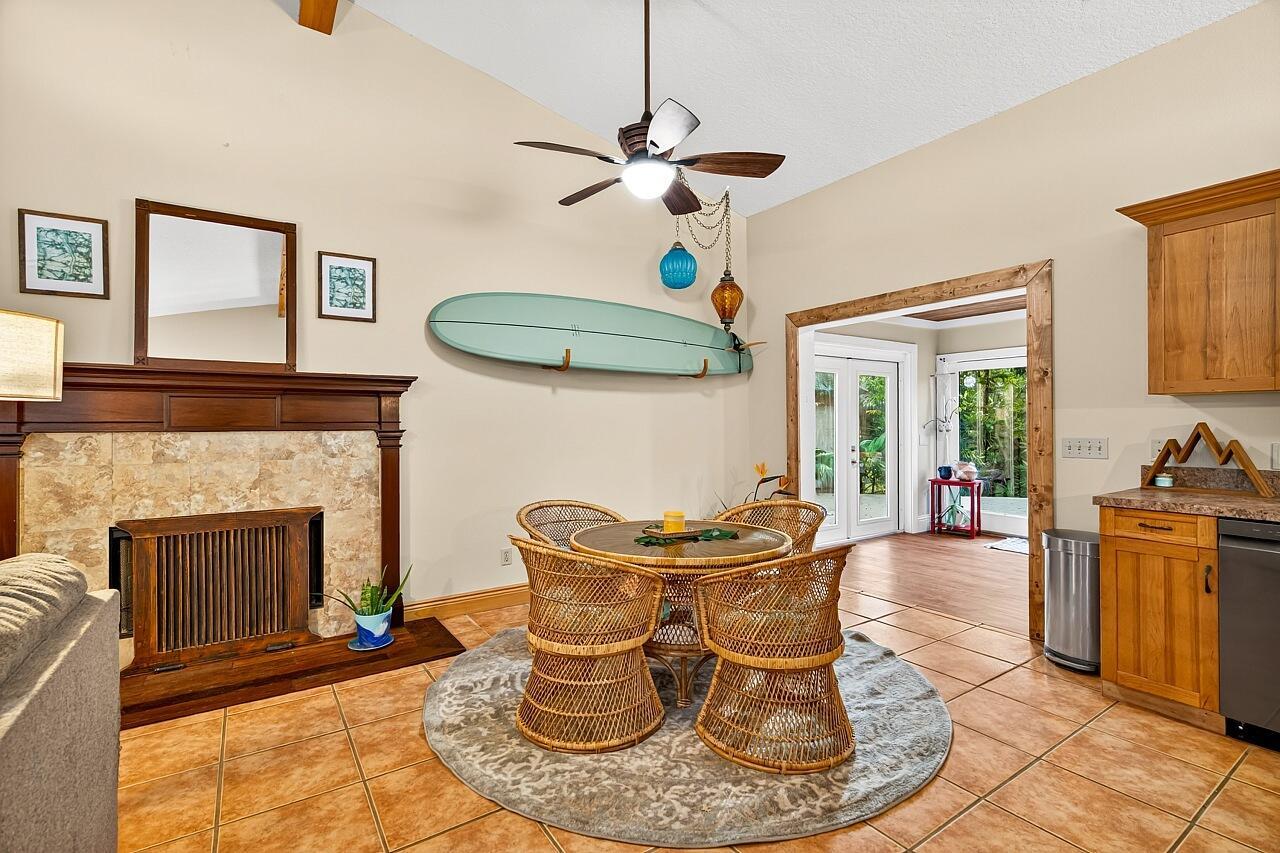 VERO LAKE ESTATES UNIT J - Residential