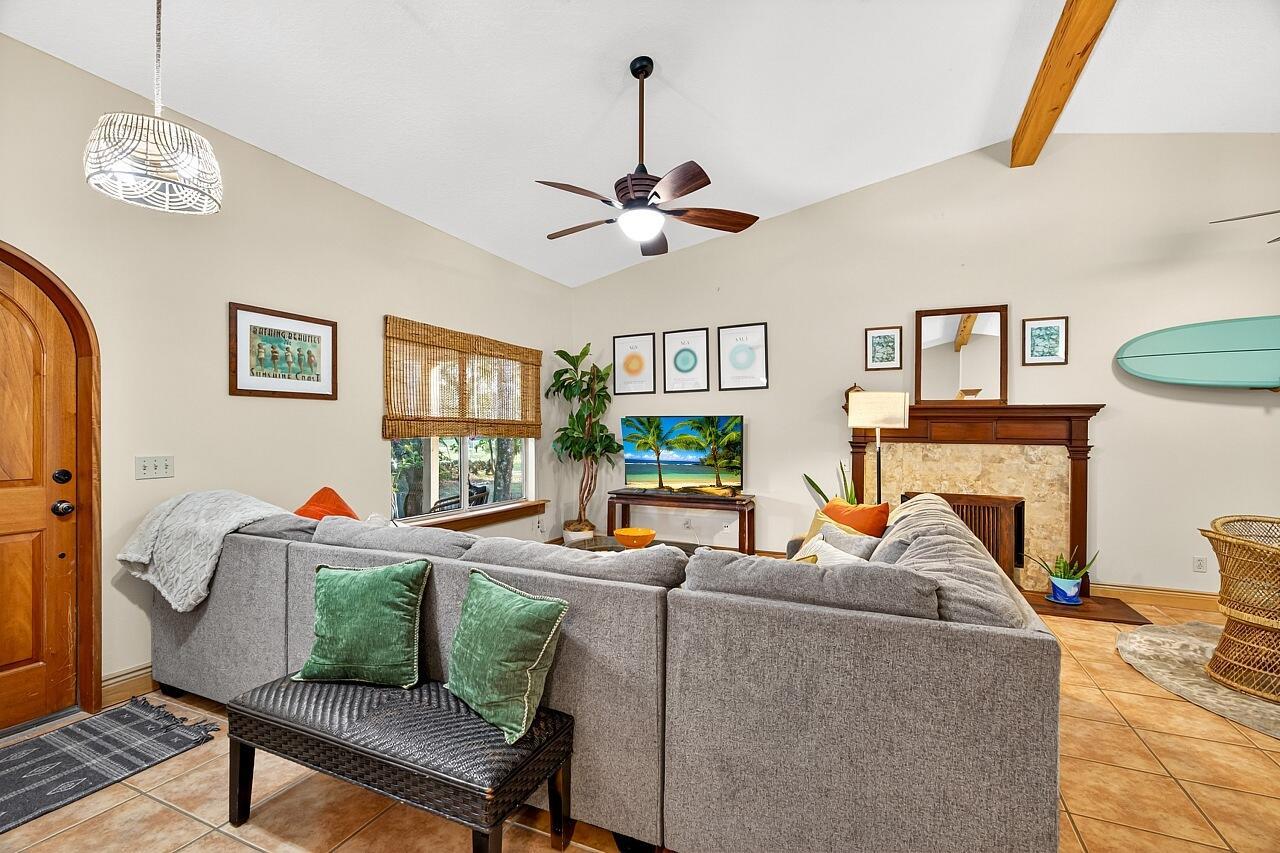 VERO LAKE ESTATES UNIT J - Residential