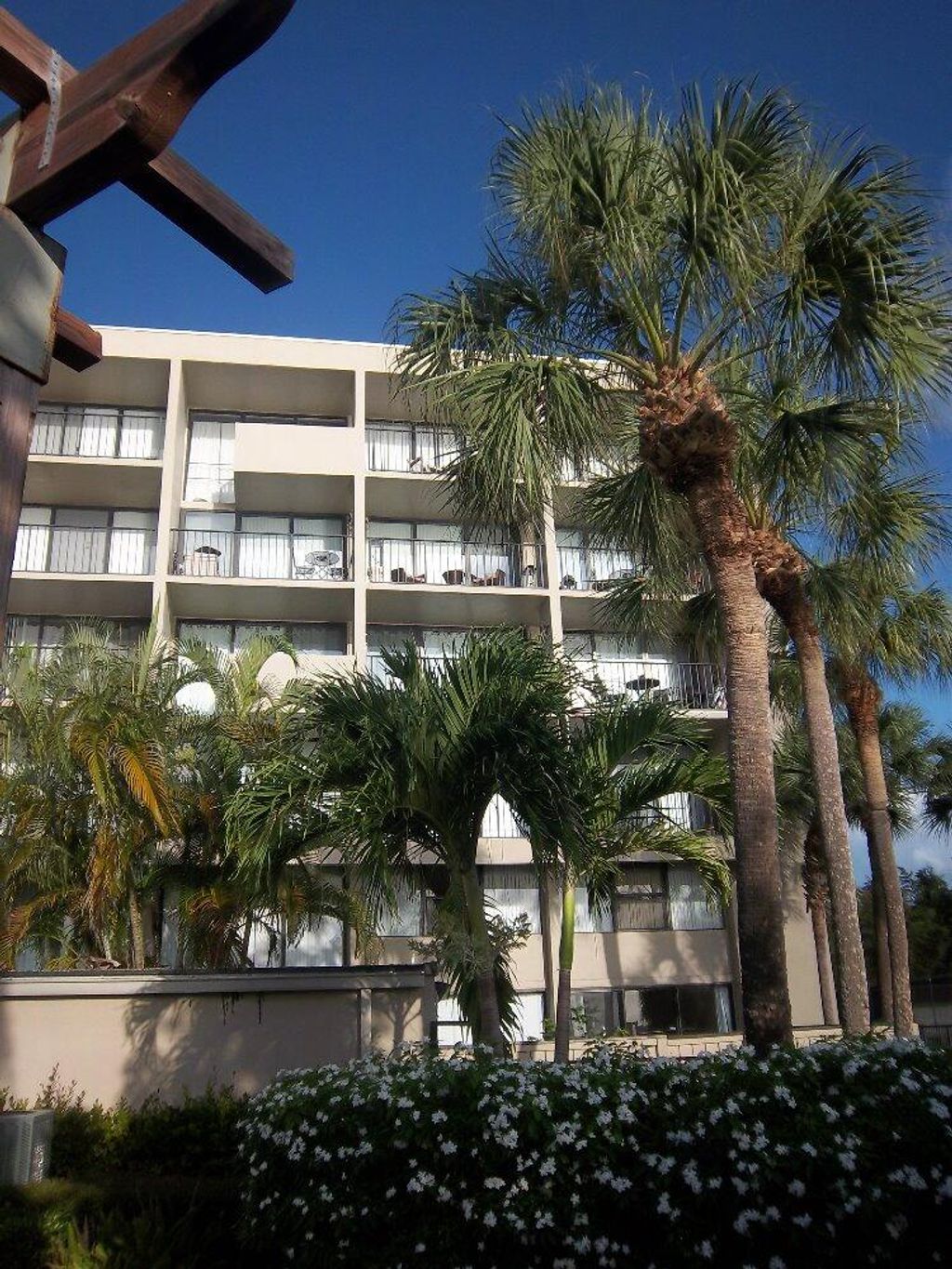 Photo of 1830 Embassy Drive #506, West Palm Beach, FL 33401 (MLS # R11169088)