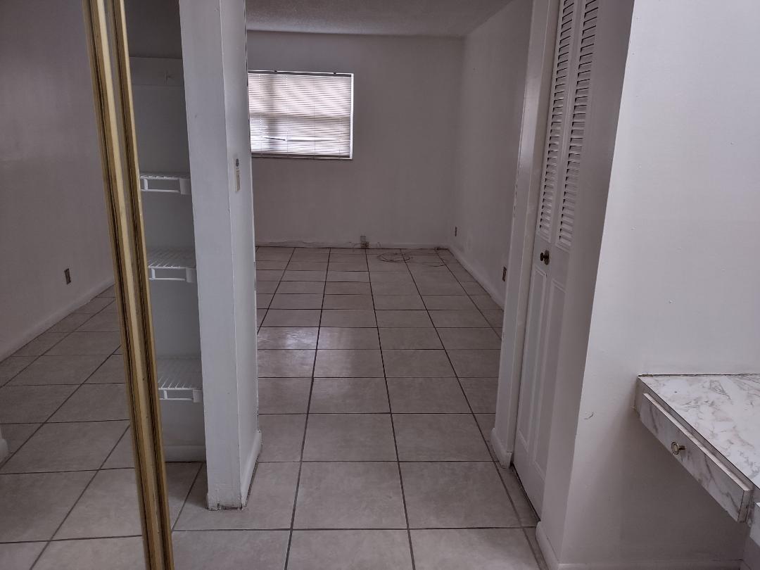 Castle Apts #1 Condo - Residential Lease