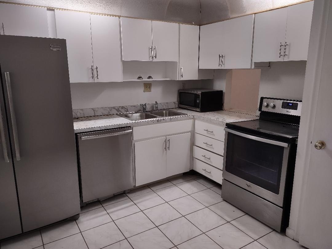 Castle Apts #1 Condo - Residential Lease