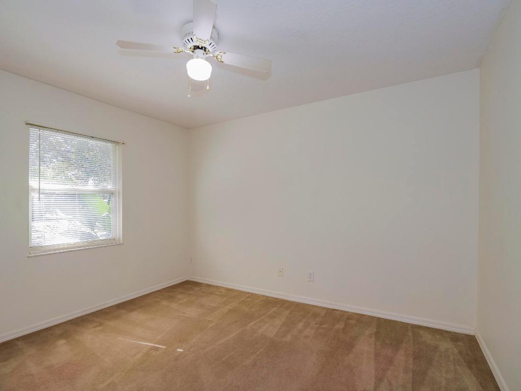 VERO LAKE ESTATES UNIT H-1 - Residential