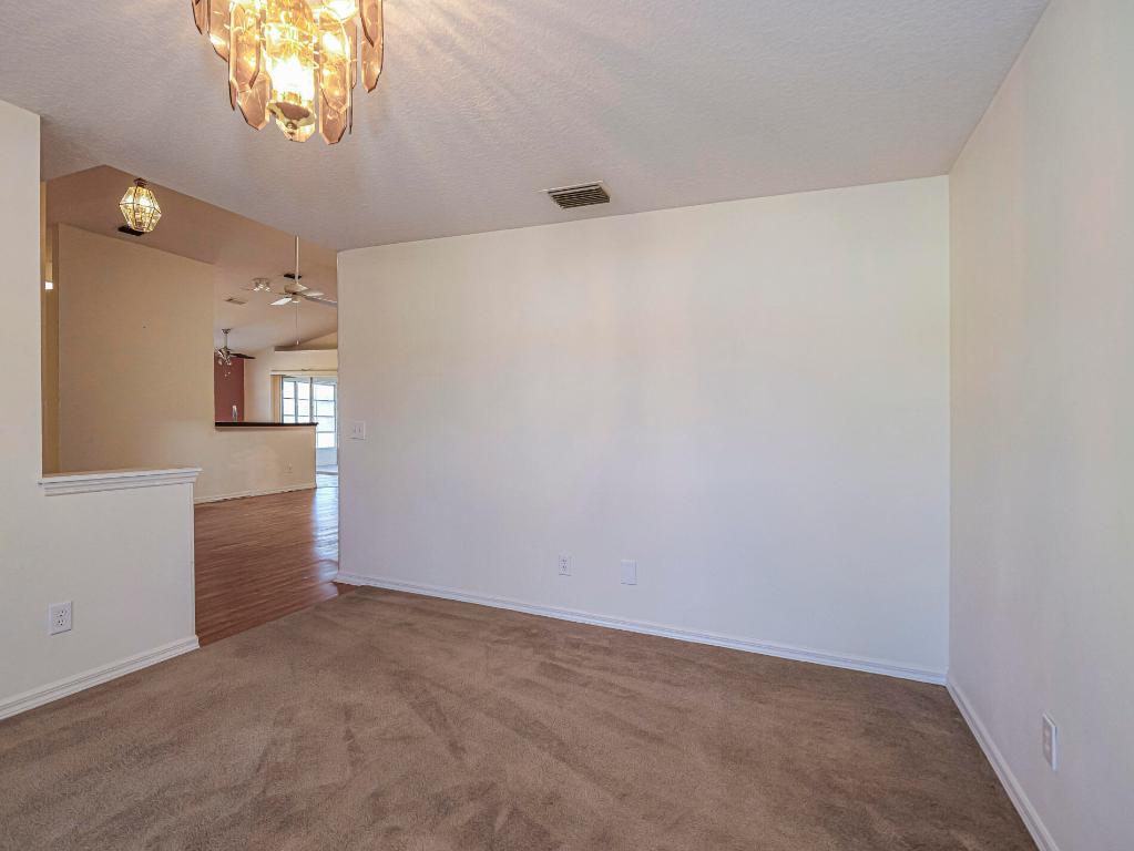 VERO LAKE ESTATES UNIT H-1 - Residential