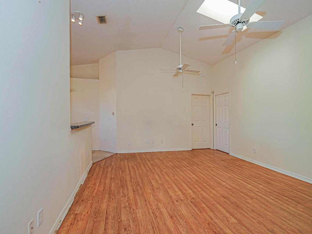 VERO LAKE ESTATES UNIT H-1 - Residential