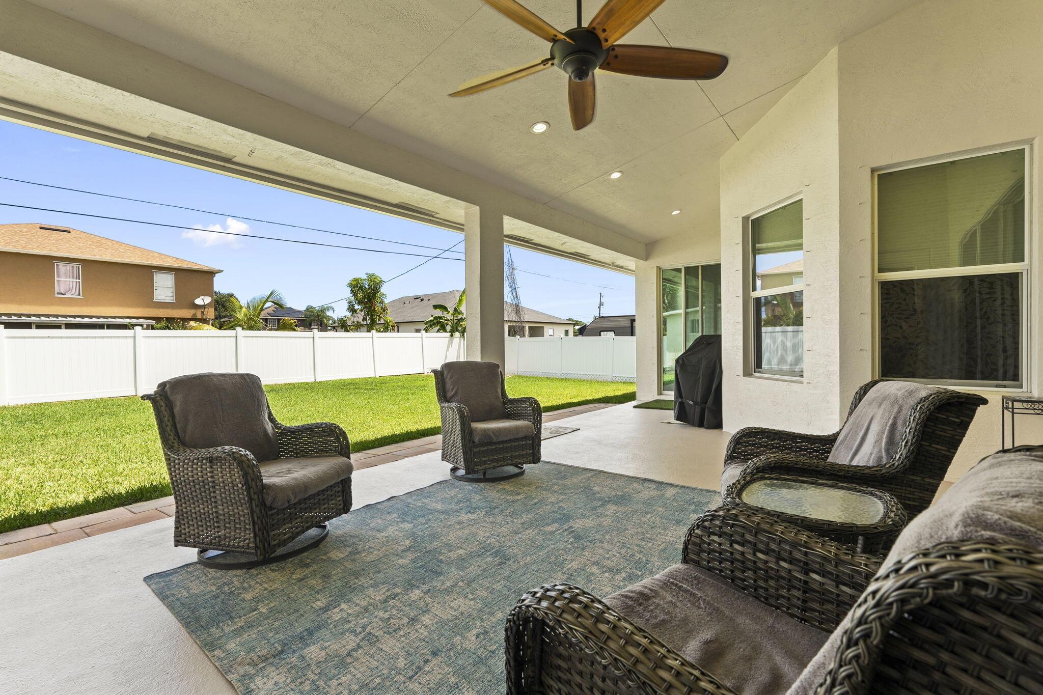 PORT ST LUCIE SECTION 33 - Residential