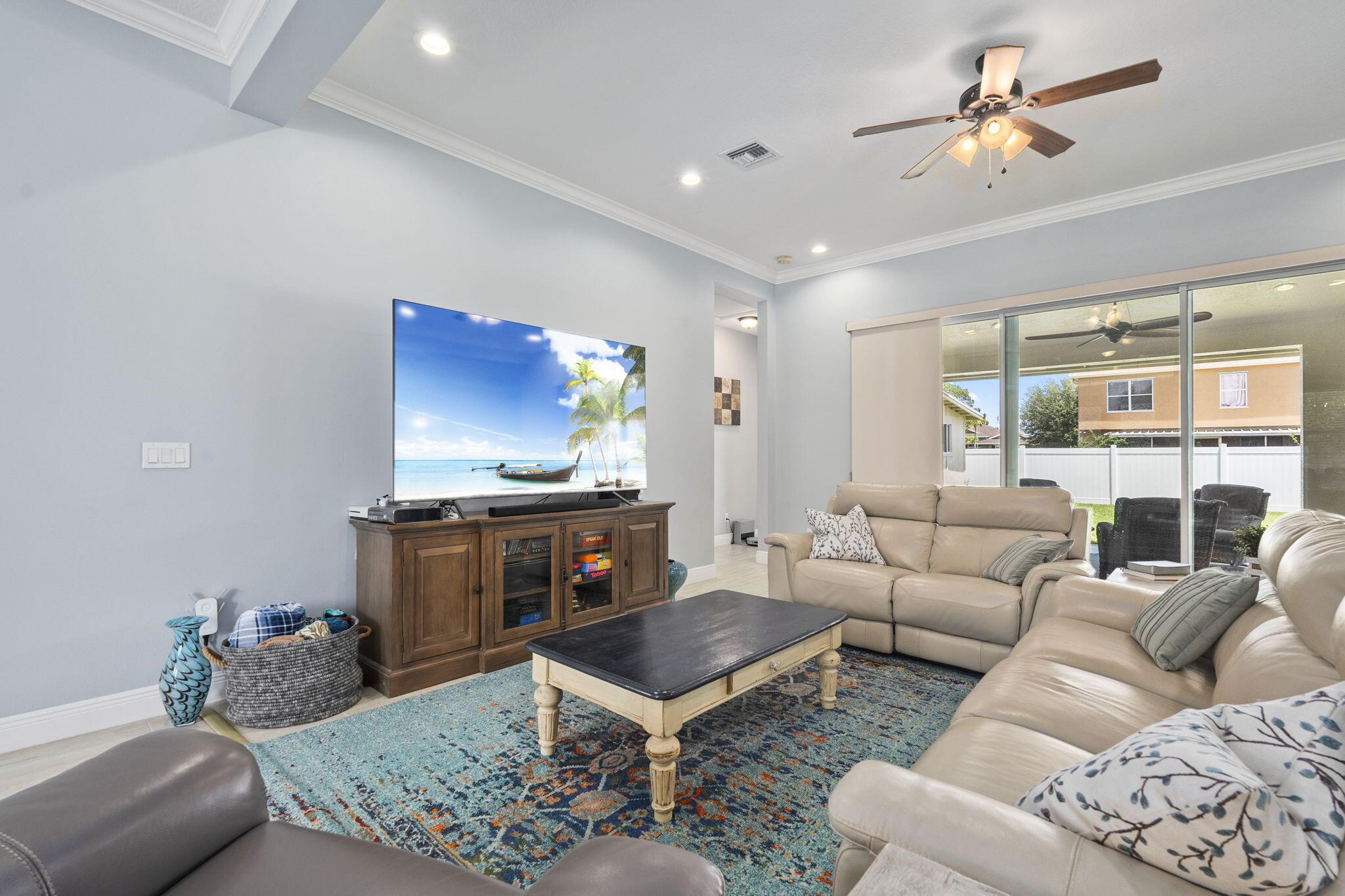 PORT ST LUCIE SECTION 33 - Residential