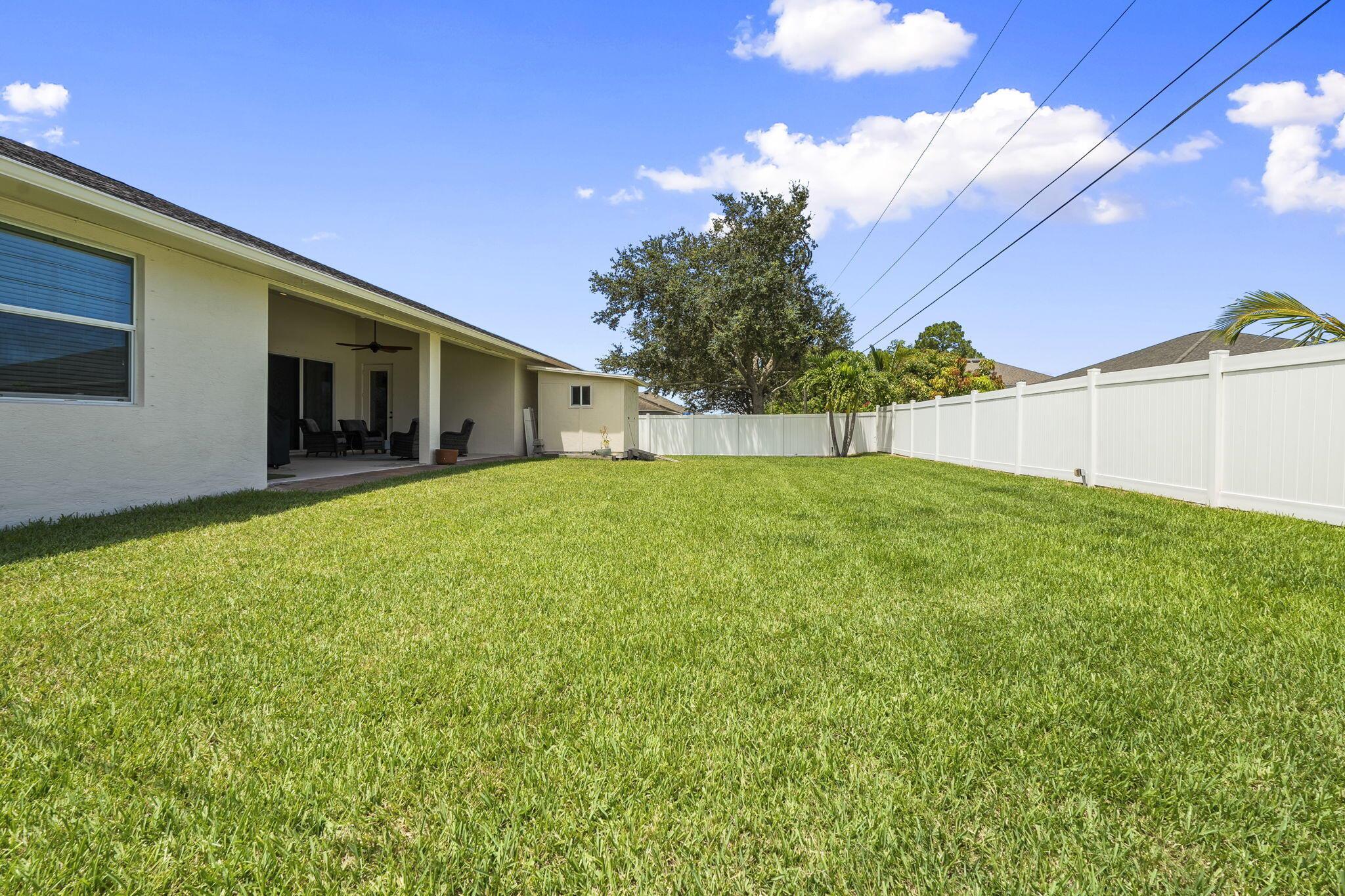 PORT ST LUCIE SECTION 33 - Residential