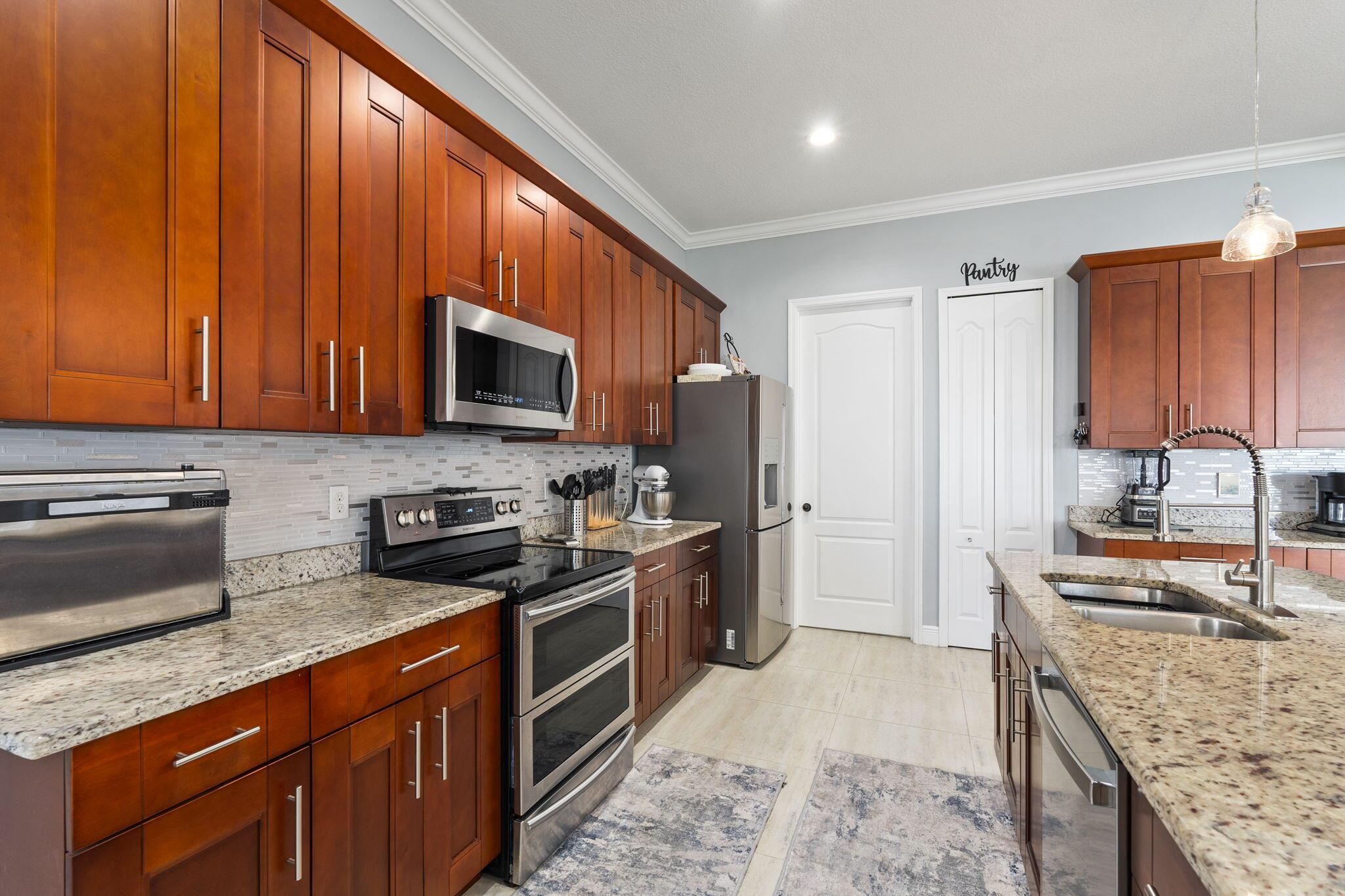 PORT ST LUCIE SECTION 33 - Residential