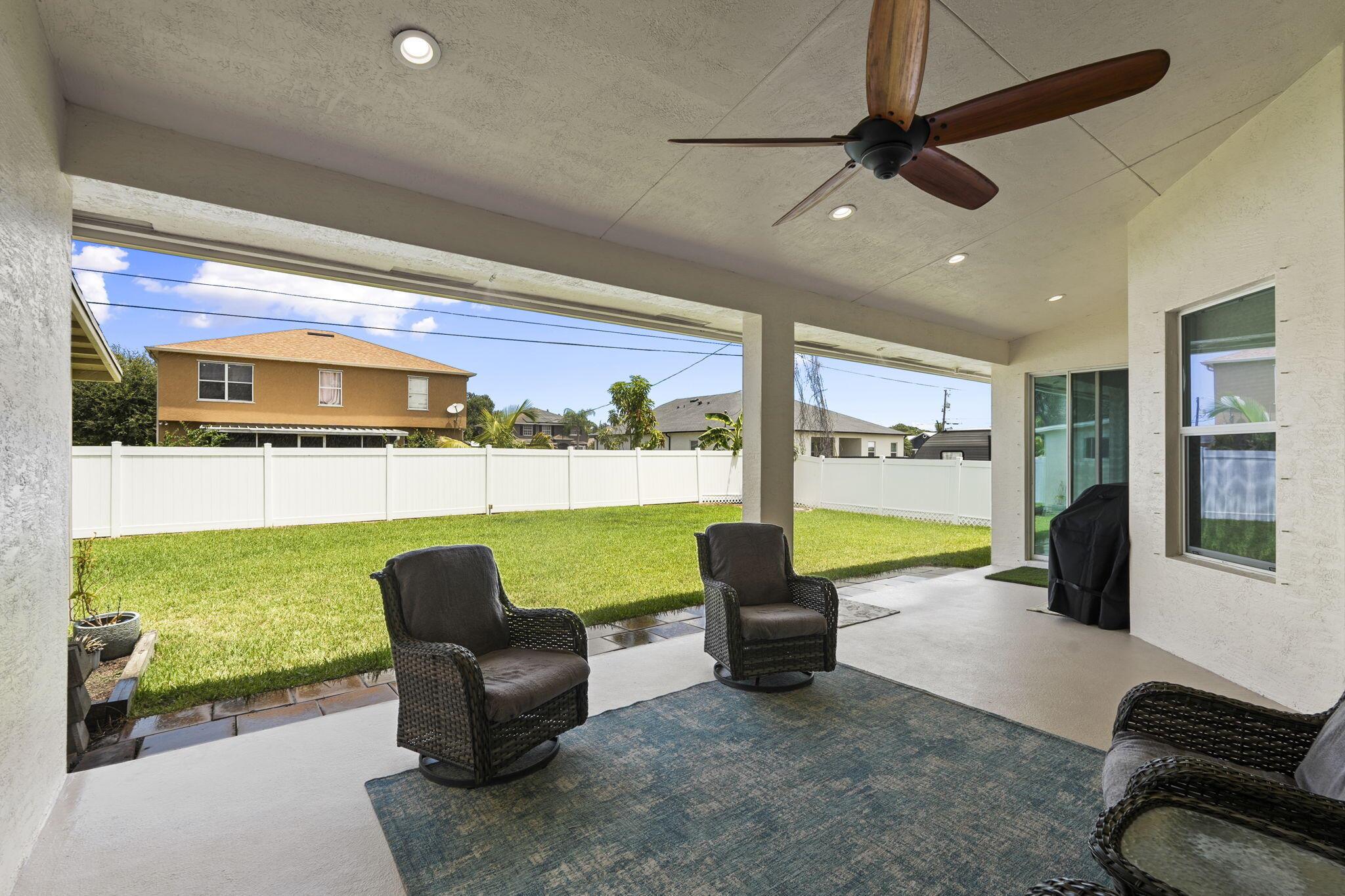 PORT ST LUCIE SECTION 33 - Residential