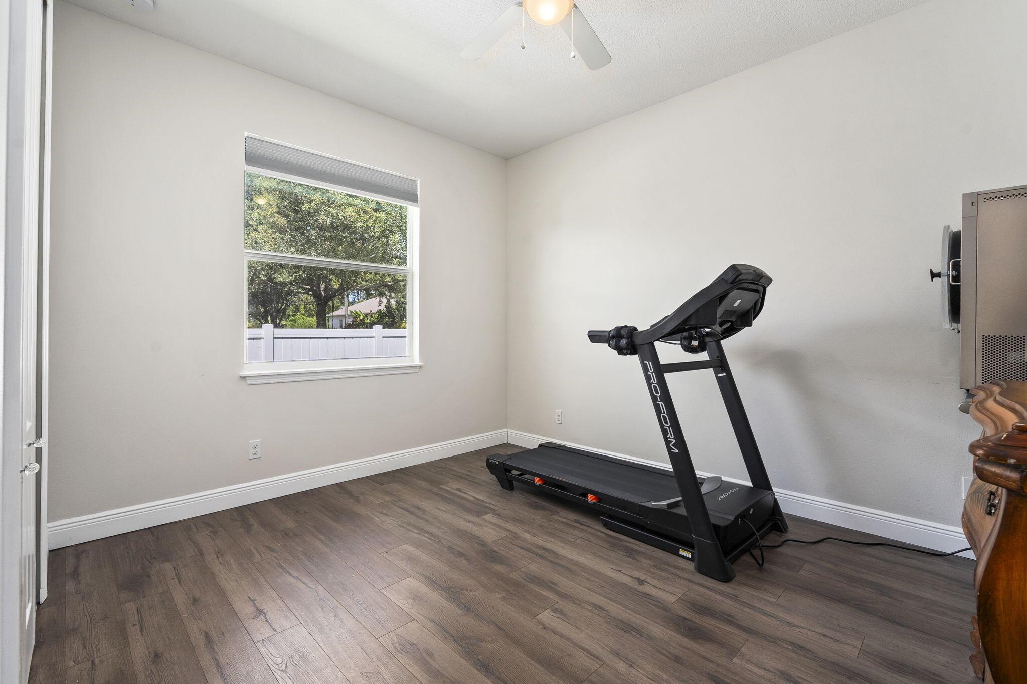 PORT ST LUCIE SECTION 33 - Residential