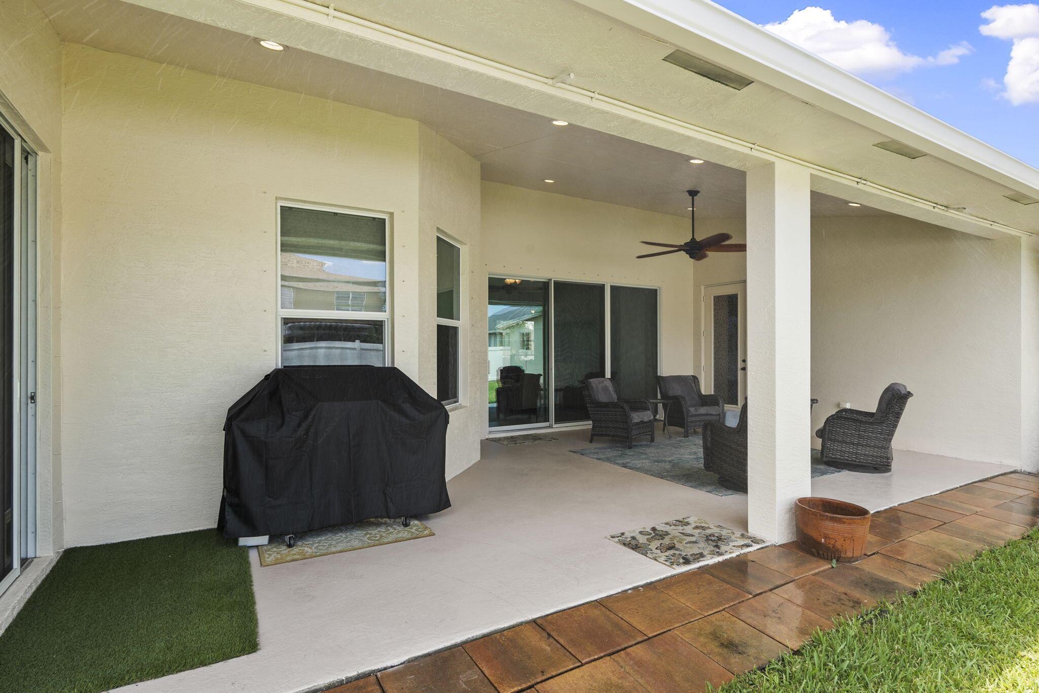 PORT ST LUCIE SECTION 33 - Residential