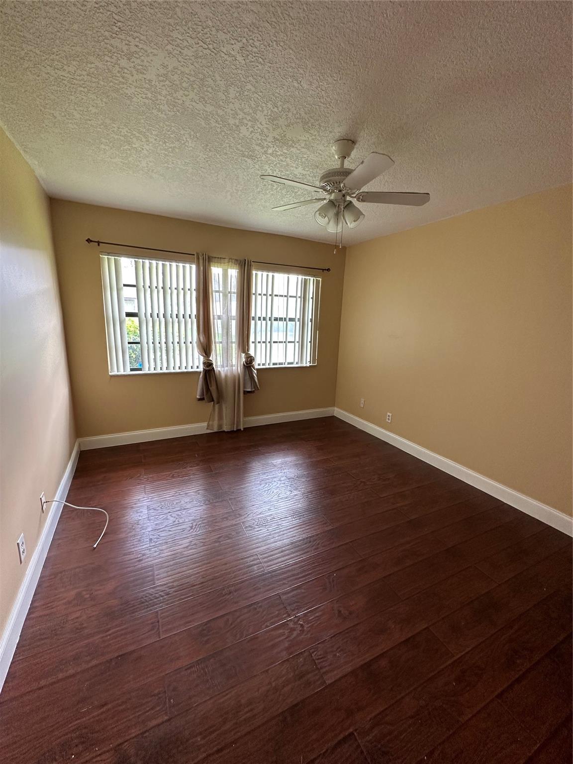 WEDGEWOOD - Residential