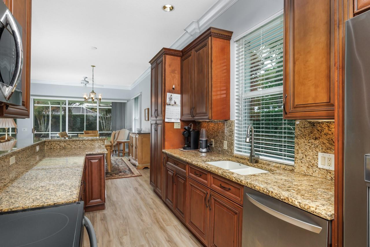 2275 SW Mayflower Drive