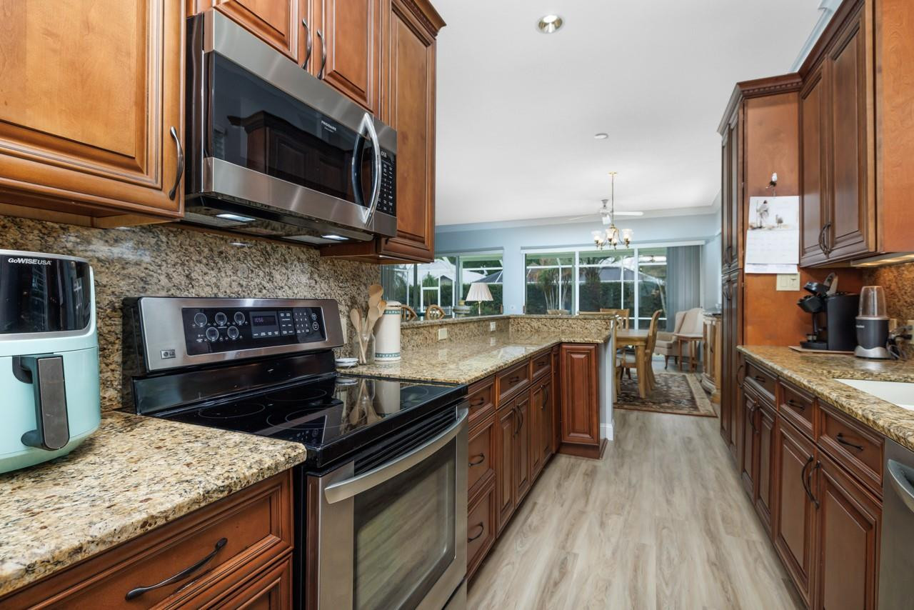 2275 SW Mayflower Drive