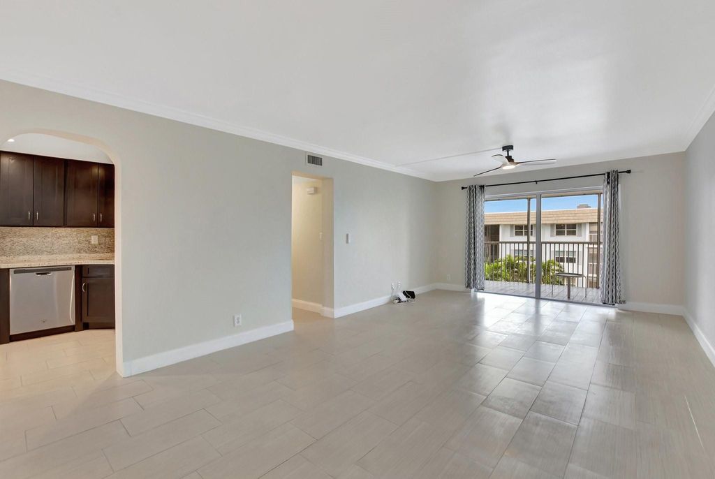 Photo of 800 E Camino Real Real #411, Boca Raton, FL 33432 (MLS # F10475843)